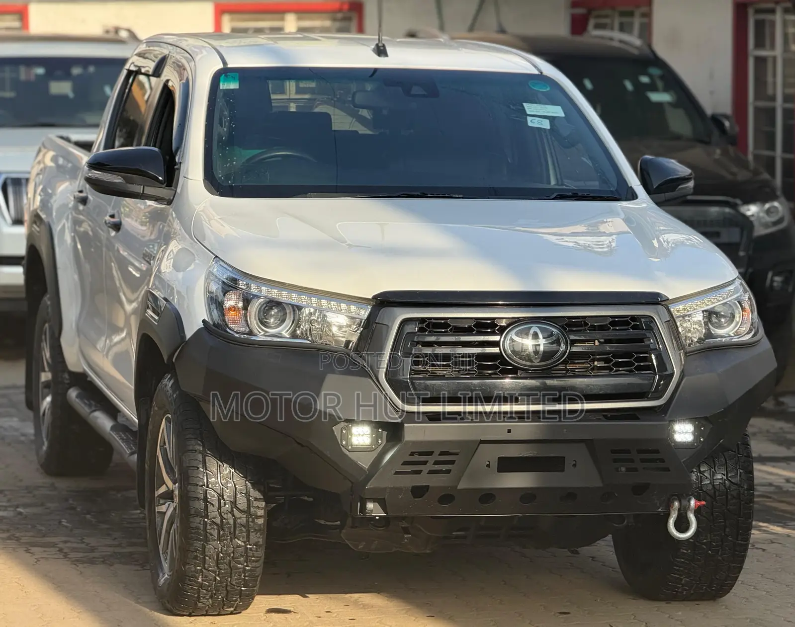 Toyota Hilux 2.4 Diesel 2020 White