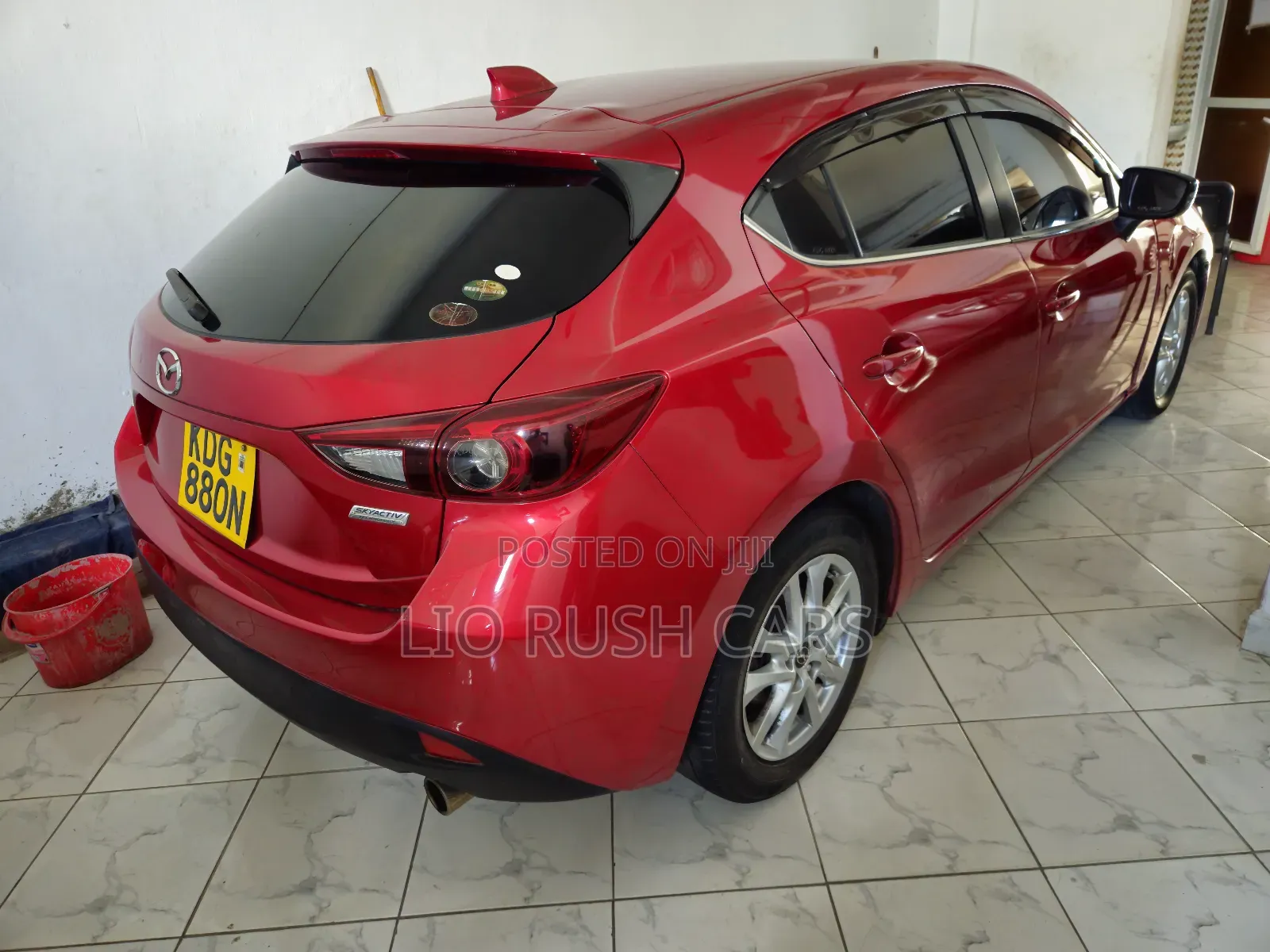 Mazda Axela 2015 Red