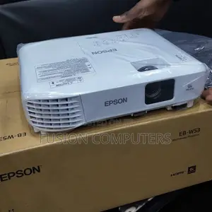 Epson Eb-W53 4000 Lumen Wxga Projector