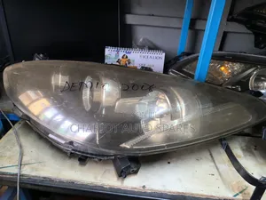 Mazda Demio 2008 Headlight Xenon