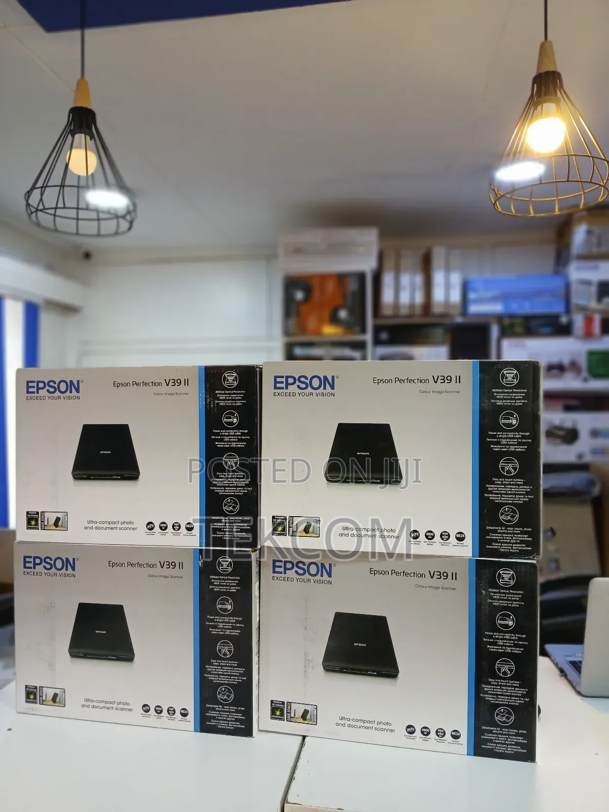 Epson V39 Ii// Epson V39 Ii Scanner/ Perfection