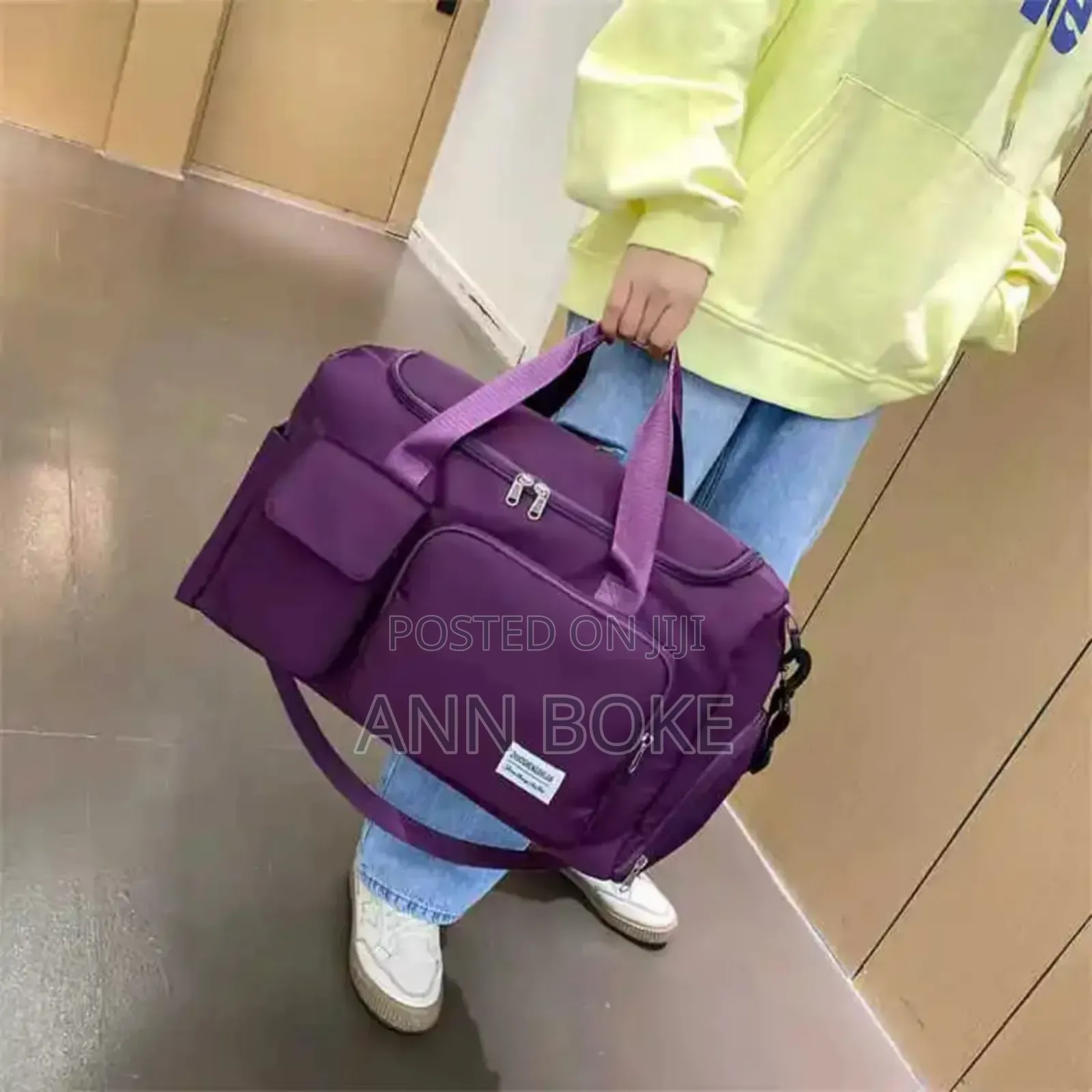 *Unisex Travel/ Gym Bag*
Has Shoe Compartment Waterproof Easy to Clean