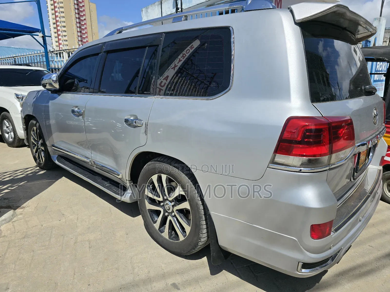 Toyota Land Cruiser 2014 Silver