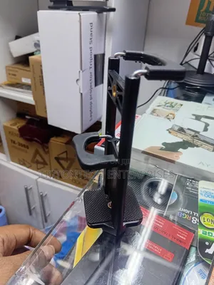 2 in 1 Tablet and Phone Tripod Holder