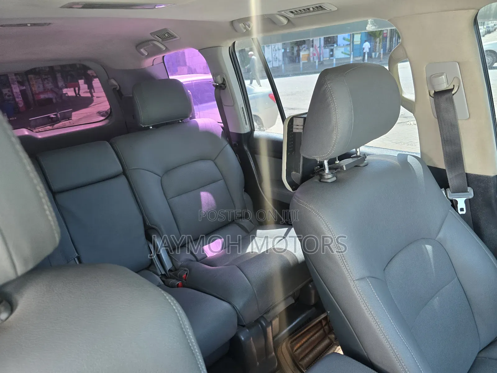 Toyota Land Cruiser 2014 Silver
