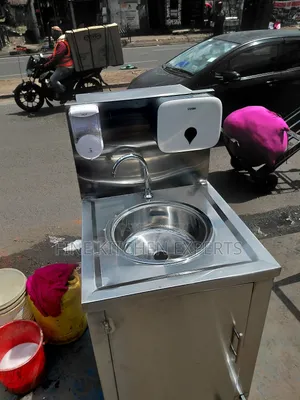 Single Hand Wash Sink