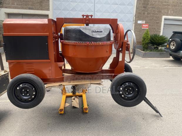 Titan Concrete Mixer - thumbnail 2