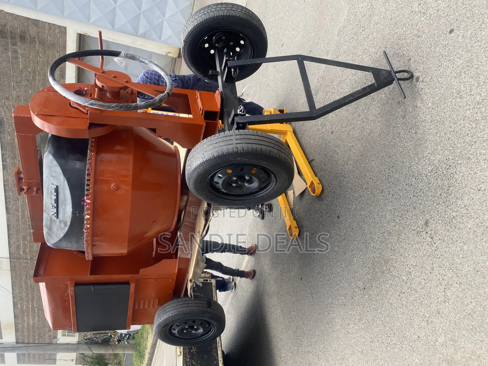Heavy Duty Titan Concrete Mixer