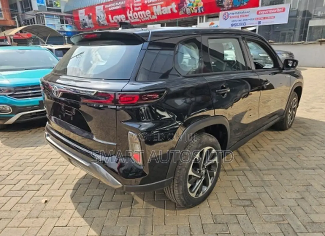 Toyota Urban Cruiser 2024 Black