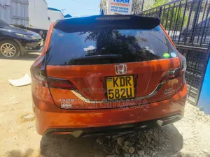 Honda Jade 2018 Orange