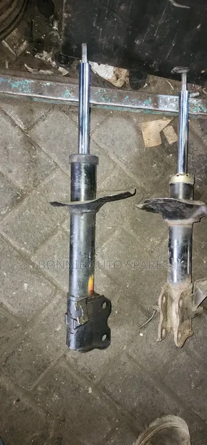 X-Trail Nt30 Front Shock