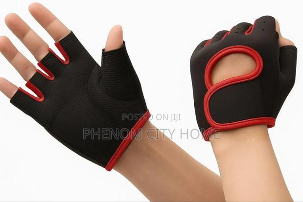 Aaffordable Quality Gym/Cycling Gloves - thumbnail 3