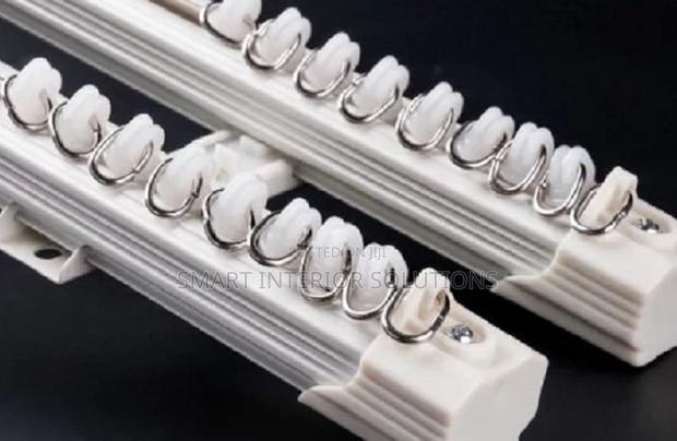 Adjustable Straight Curtain Rail - main view