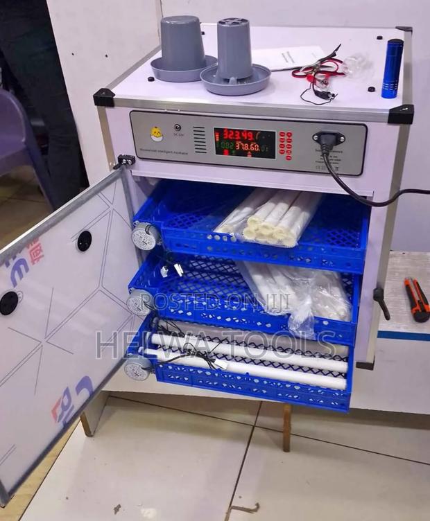 Eggs Incubator, 204 Eggs Incubator - main view