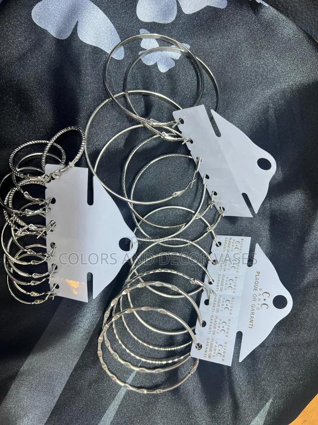 Loop Earings Silver - main view