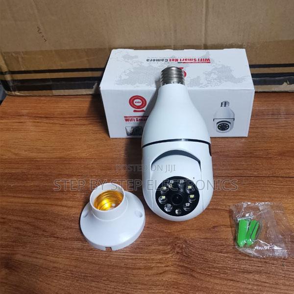 360 Degree With App Control PTZ Rotating Wifi Bulb Camera