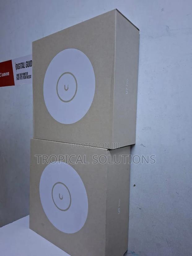 Ubiquiti U7 Pro Access Point 100mbps U7 Pro - thumbnail 4