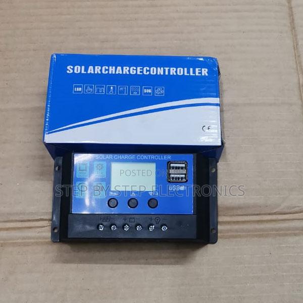 12 Volts/24 Volts (20a) Intelligent Solar Charge Controller