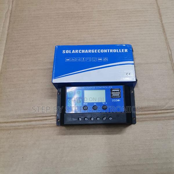 Short-Circuit Protection 12v/24v 20a Solar Charge Controller