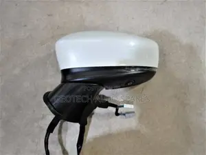 Mazda Axela 2018 Sidemirrors With RVM