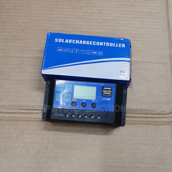 Over-Discharge Protection 12v/ 24v 20a Charge Controller