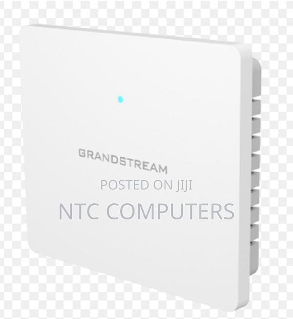 Gwn7603 Indoor Wi-Fi Access Point, 2x2:2 2.4g/5g, 1x Gbe Poe,