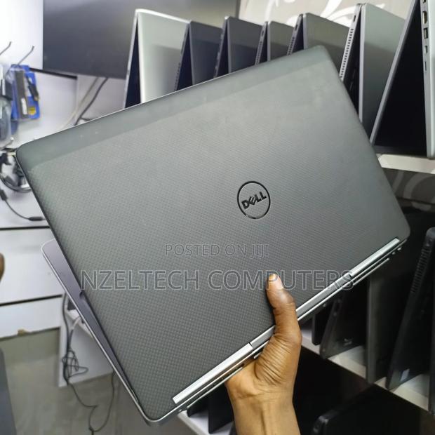 Laptop Dell Precision 7520 16GB Intel Core I7 HDD+SSD 512GB - thumbnail 2