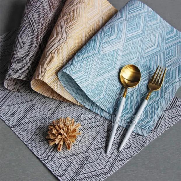 6pcs PVC Table Mats-Elk - thumbnail 2