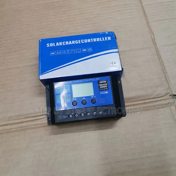 High-Efficiency 12v/ 20a Solar Charge Controller Dual Usb Output