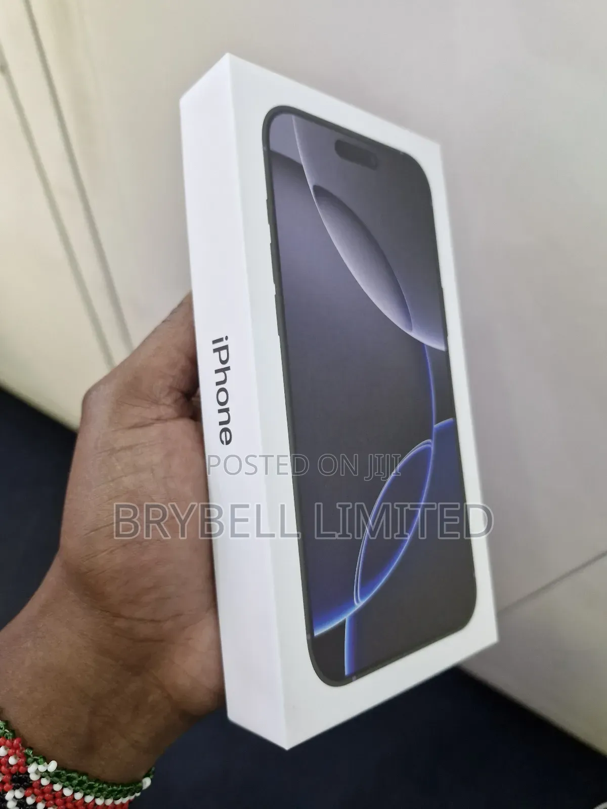 New Apple iPhone 16 Pro Max 256 GB Black