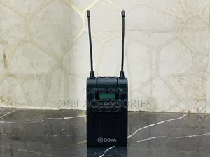 Boya by-Wm8 Pro- Uhf Dual-Channel Mono/Wireless Lavalier System