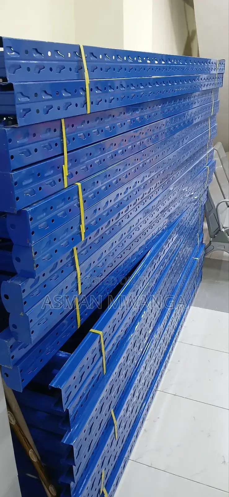 Self Hocking Ruck Shelves for Shops and Home
