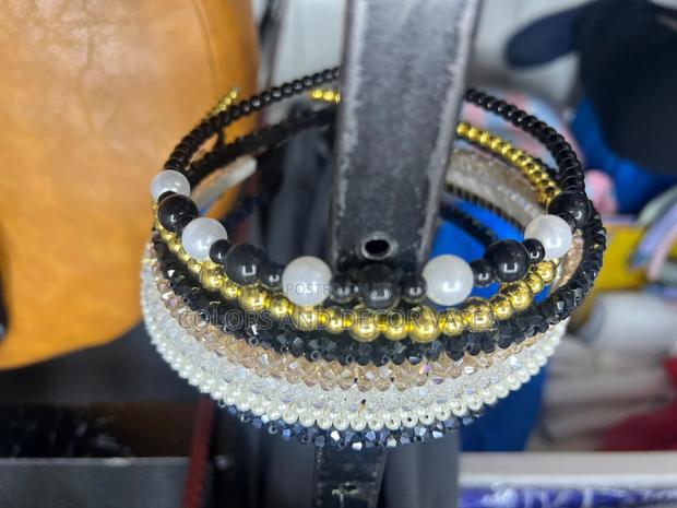 Pushback Beautiful and Elegant - thumbnail 3