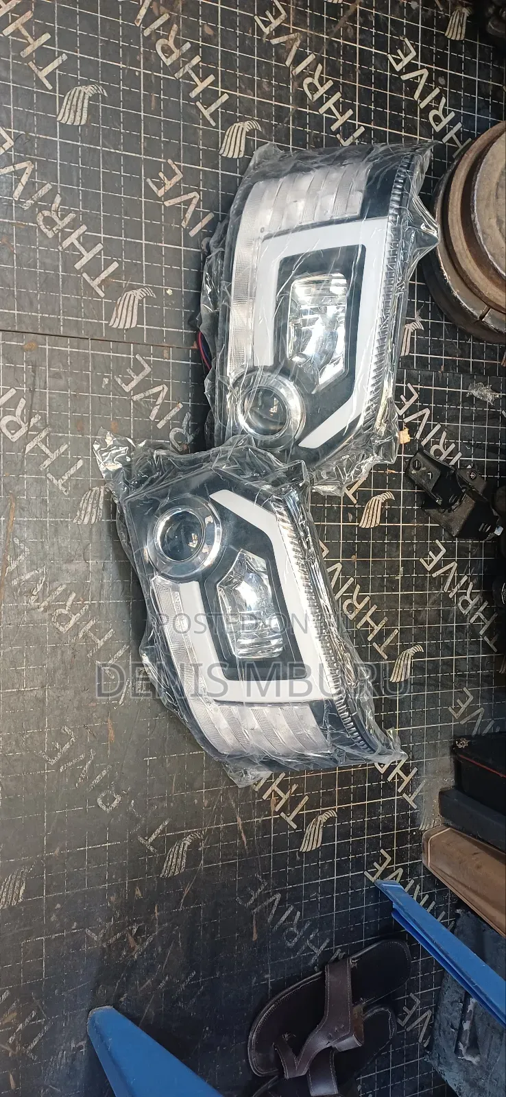 Toyota Hiace (Box)Aftermarket Headlights 2014 Onwards
