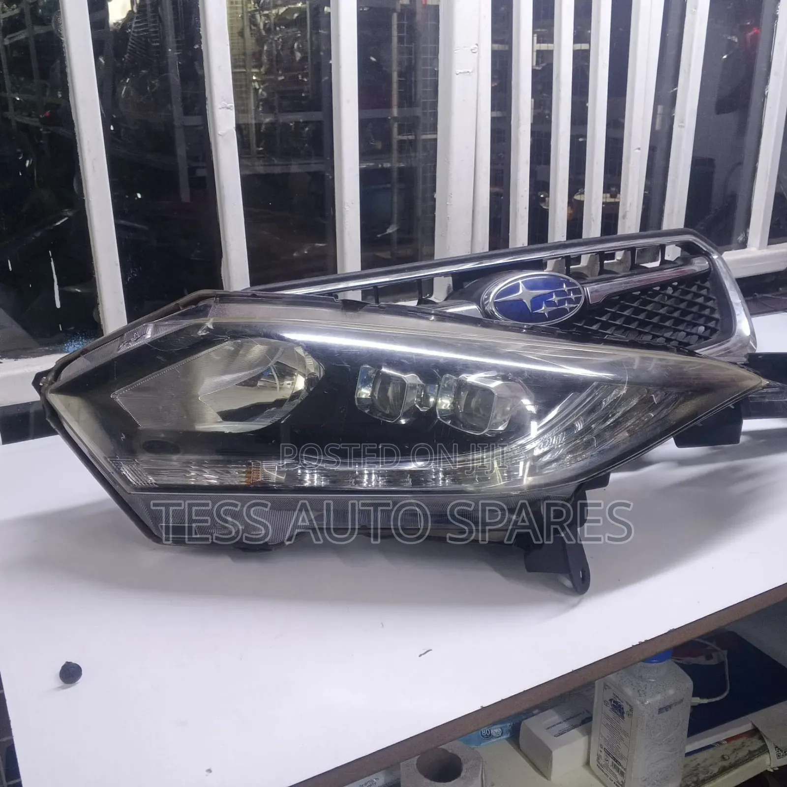 Honda Vezel Headlight Available