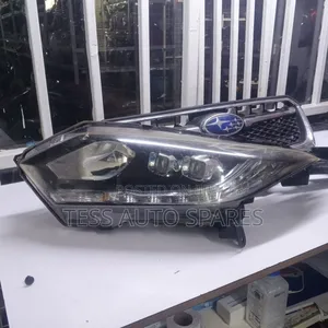 Honda Vezel Headlight Available