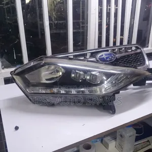 Honda Vezel Headlight Available