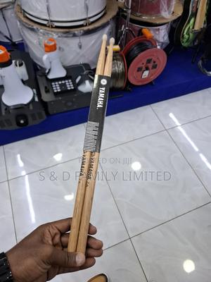 Yamaha Wooden Sticks With Plastic Tip - thumbnail 2