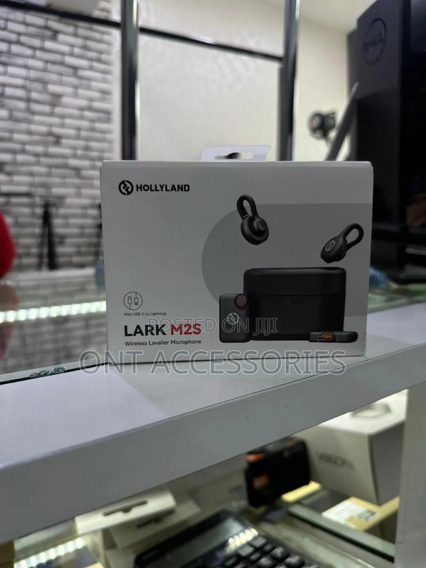 Hollyland Lark M2s Combo Microphone for Camera and Mobile Devices