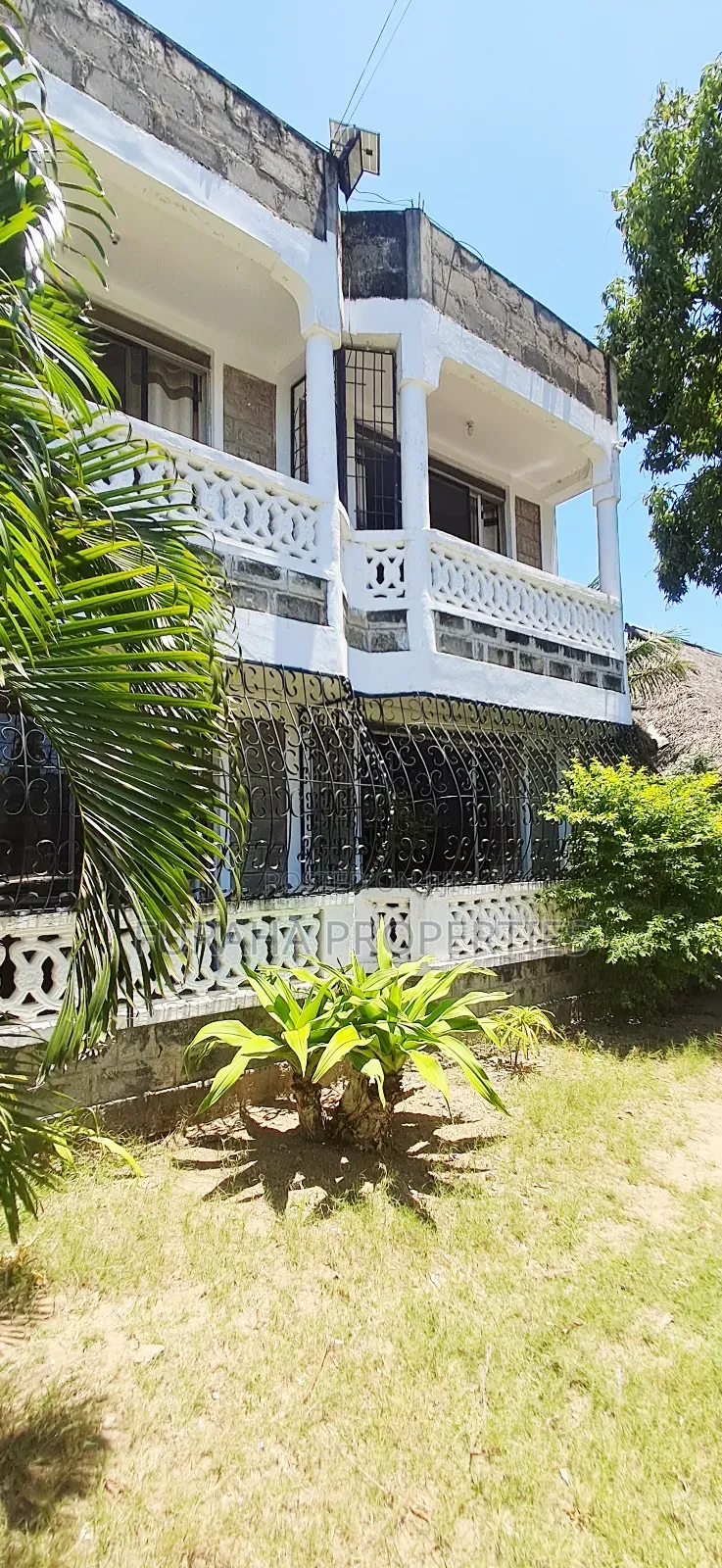 For Sale 9 Rooms Resort Mtwapa