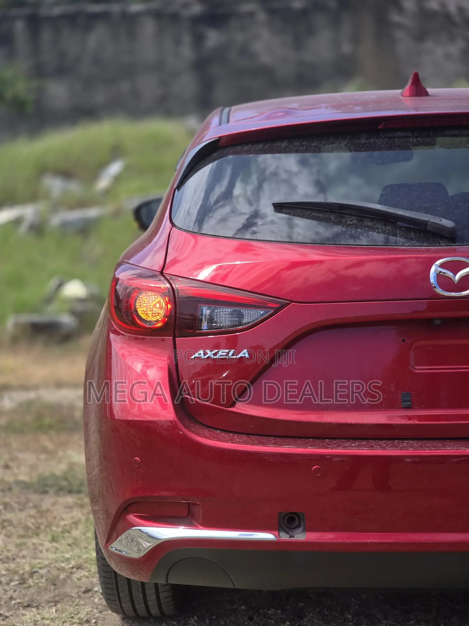 Mazda Axela 2018 Red