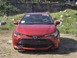 Toyota Corolla 2018 Red