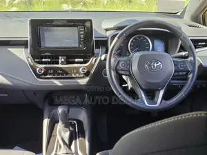 Toyota Corolla 2018 Red