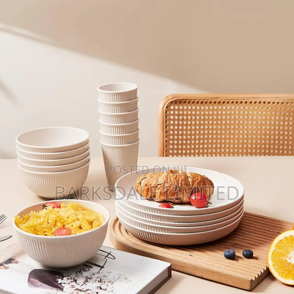 18pcs Dinnerware Set Cups Plates Bowls Dishes Glass White