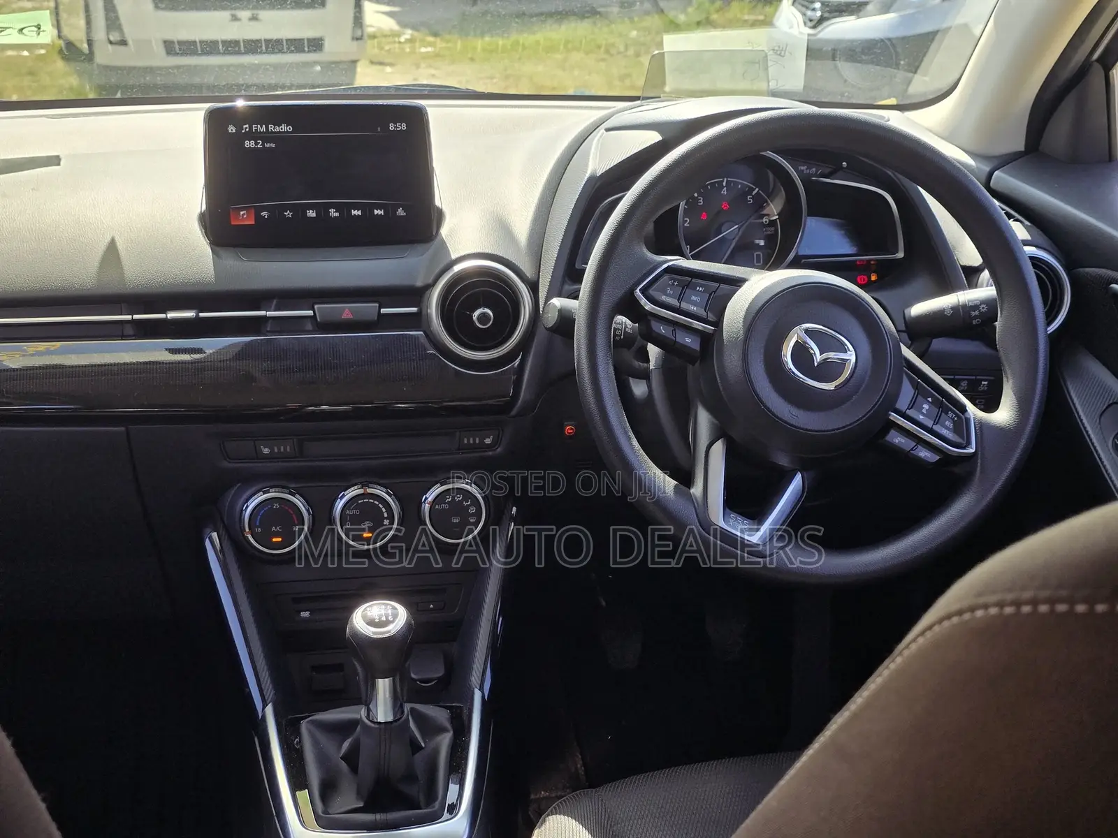 Mazda 2 2018