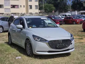 Mazda 2 2018