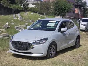 Mazda 2 2018