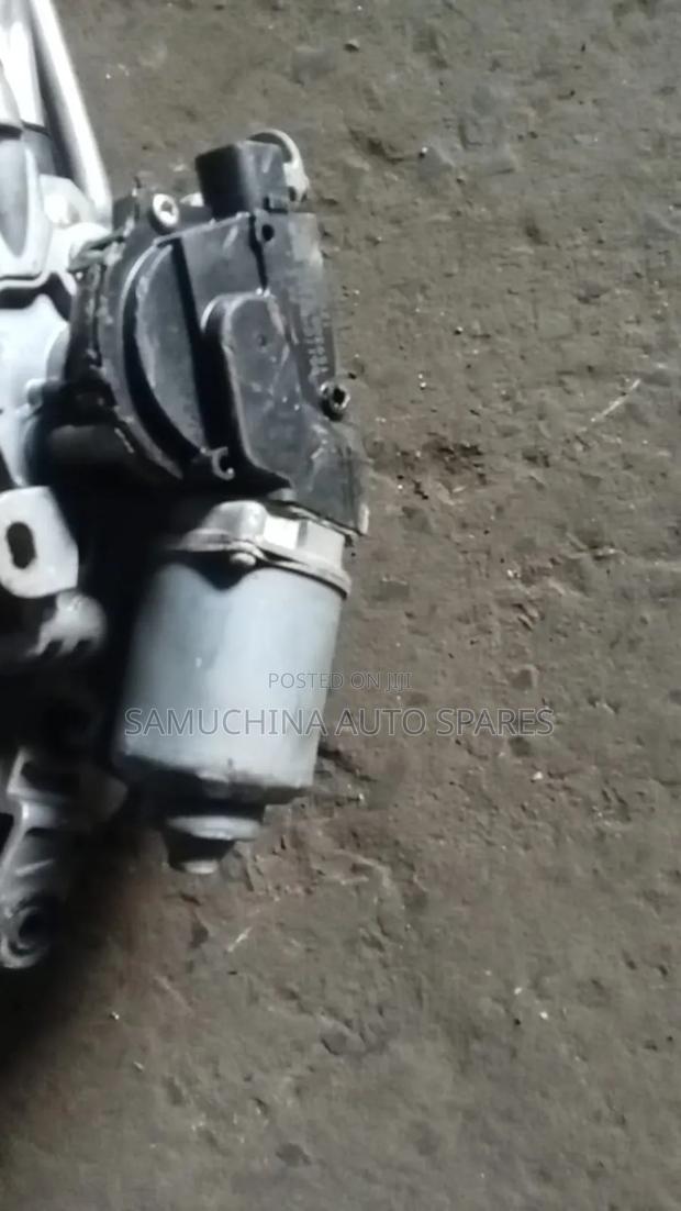 Front Wiper Motor Toyota Fielder 141