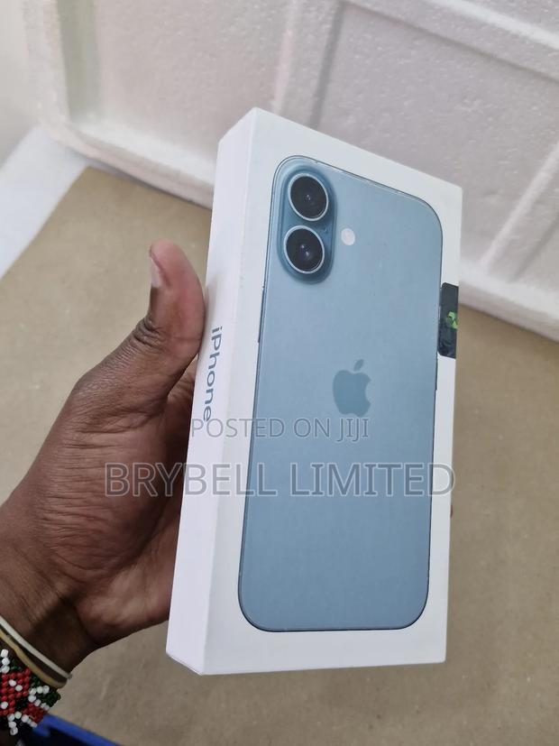 New Apple iPhone 16 128 GB Blue - thumbnail 2