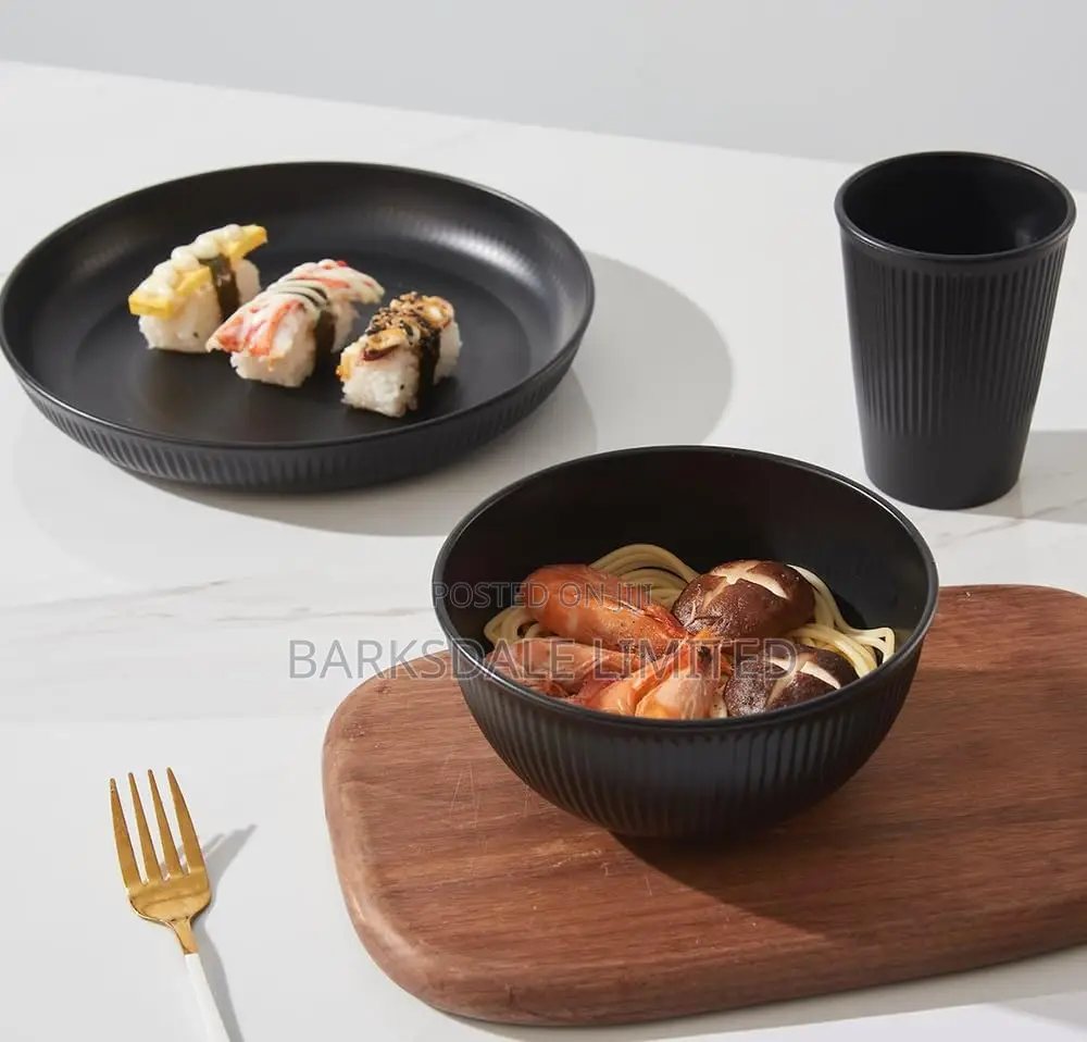 18pcs Dishes Set Dinnerware Cups Black Plates Bowls Glass Whitedishes